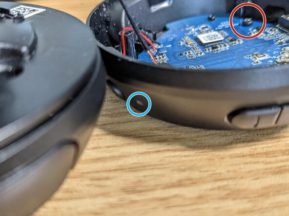 JBL Tune 510BT Ear cup holder replacement, Remove the led cover and unscrew the board: crwdns2935265:05crwdnd2935265:02crwdnd2935265:02crwdne2935265:0