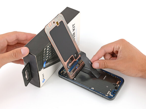 Google Pixel 10 Screen Replacement, Prop up the screen: crwdns2935265:028crwdnd2935265:01crwdnd2935265:01crwdne2935265:0