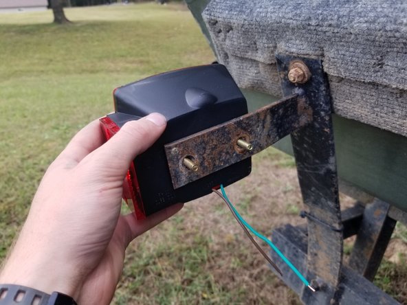 Utility Trailer Lights Replacement: crwdns2935265:08crwdnd2935265:02crwdnd2935265:02crwdne2935265:0