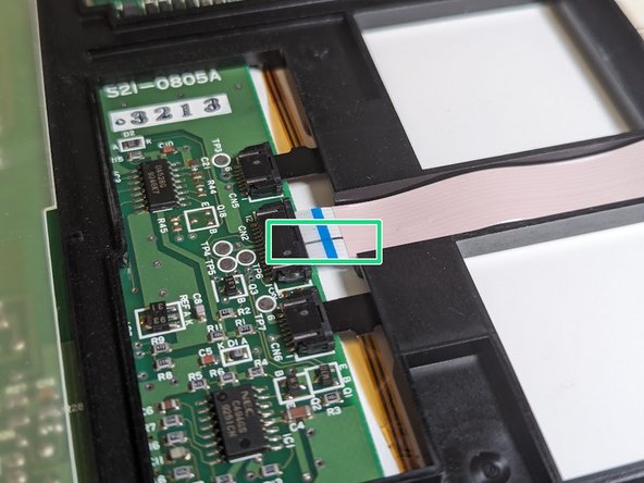 IBM Thinkpad 700C Disassembly, Flex Cables: crwdns2935265:09crwdnd2935265:02crwdnd2935265:02crwdne2935265:0