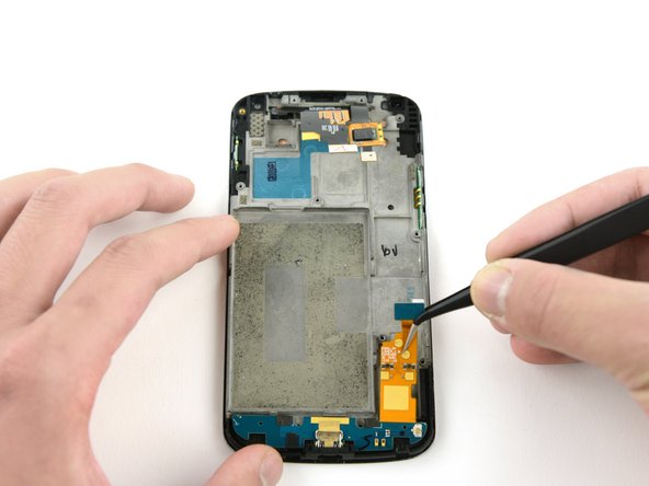 Nexus 4 Display Assembly Replacement, Display Assembly: crwdns2935265:019crwdnd2935265:02crwdnd2935265:03crwdne2935265:0
