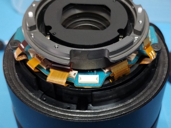 Samsung NX 50-150 f/2.8 S Lens - Focus Cable Repair, Disconnect PCB: crwdns2935265:09crwdnd2935265:02crwdnd2935265:02crwdne2935265:0