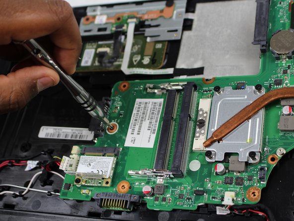 Toshiba Satellite C55-A5310 Fan Replacement: crwdns2935265:014crwdnd2935265:03crwdnd2935265:03crwdne2935265:0