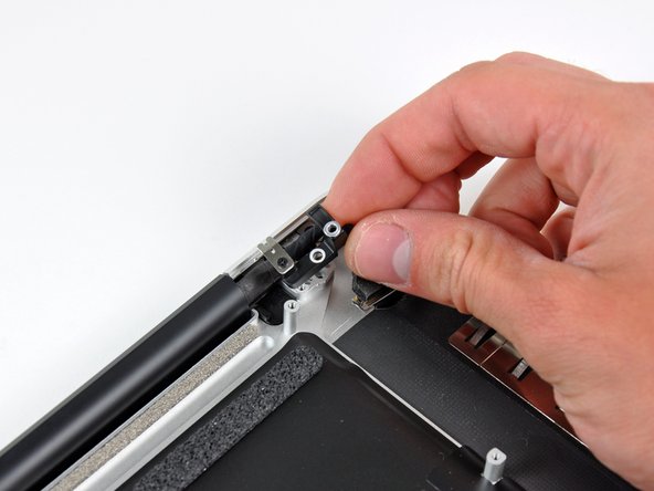MacBook Pro 15" Unibody Mid 2010 Upper Case Replacement: crwdns2935265:038crwdnd2935265:02crwdnd2935265:02crwdne2935265:0