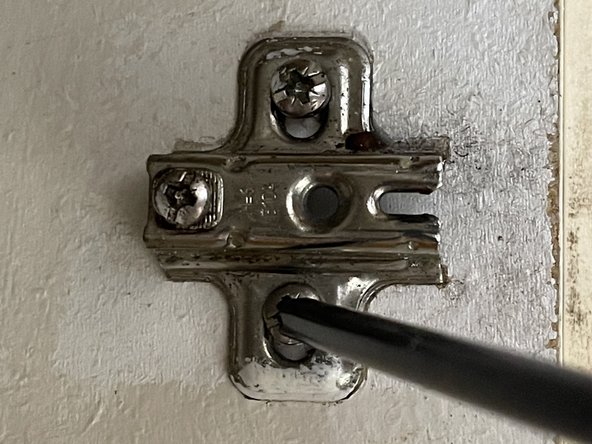 How to Fix a Cabinet Door Hinge with a Damaged Base: step 3, image 2 of 3