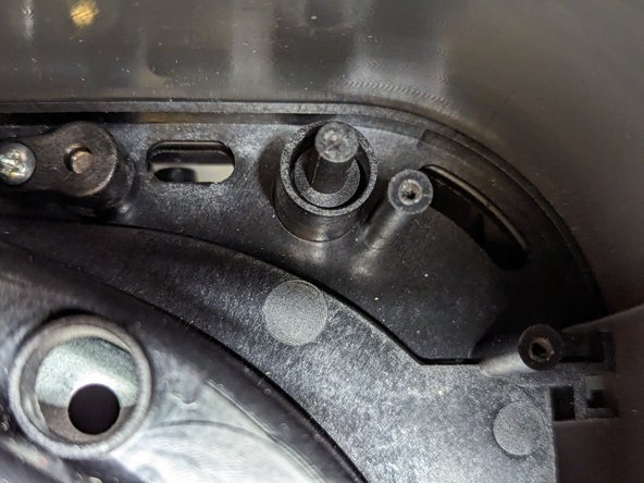 Deime Air Fryer RA410DV interlock switch fix, Remove the interlock switch assembly: crwdns2935265:04crwdnd2935265:03crwdnd2935265:03crwdne2935265:0