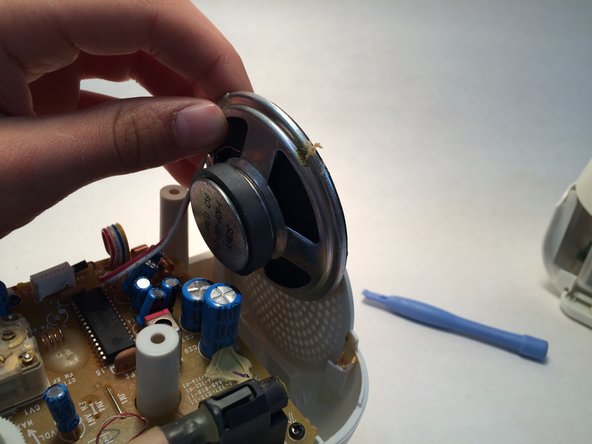 Sony Dream Machine ICF-C180 Speaker Replacement: crwdns2935265:08crwdnd2935265:02crwdnd2935265:02crwdne2935265:0