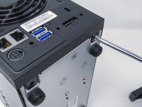 SYNOLOGY DS718+ Teardown