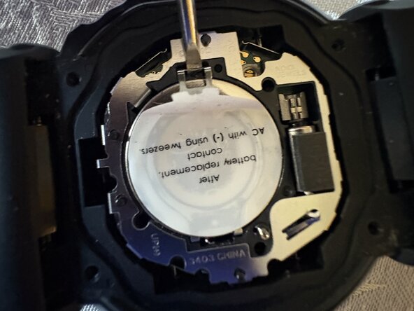 Casio G-Shock GD-350 Battery Replacement: crwdns2935265:06crwdnd2935265:02crwdnd2935265:03crwdne2935265:0