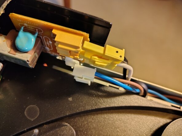 Sony CDP-CE275 CD Player Belt Replacement, Remove front panel: step 2, image 1 of 3
