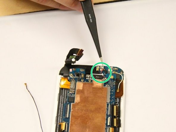 HTC One Remix Motherboard Replacement: crwdns2935265:09crwdnd2935265:02crwdnd2935265:02crwdne2935265:0