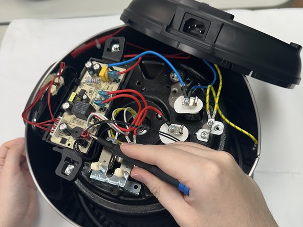 Instant Pot 60 EPC Circuit Board Replacement: crwdns2935265:03crwdnd2935265:03crwdnd2935265:03crwdne2935265:0