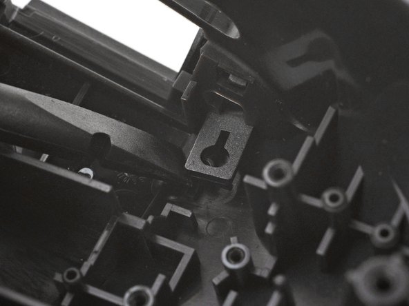 Logitech MX Master 3S Top Shell Replacement: шаг 26, изображение 2 из 3