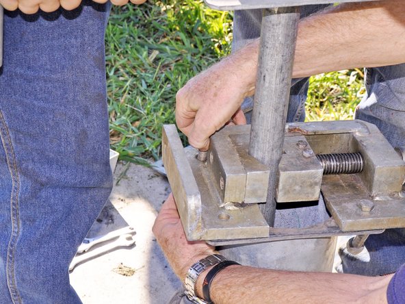 India Mark II Pump Cylinder Replacement: crwdns2935265:013crwdnd2935265:02crwdnd2935265:02crwdne2935265:0