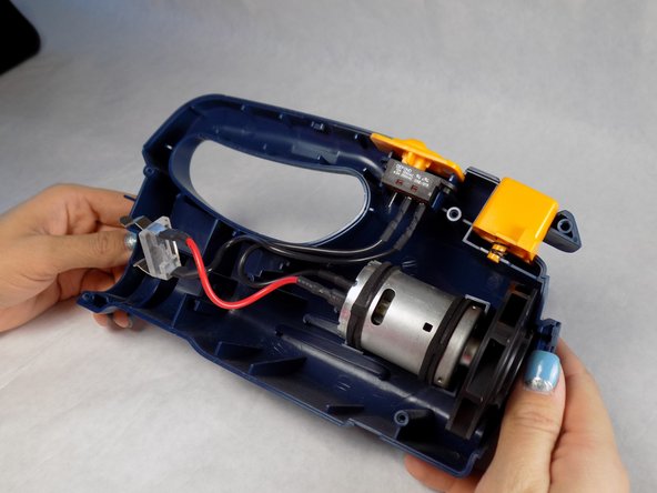 Ryobi VC120 Motor Replacement, Motor: crwdns2935265:03crwdnd2935265:02crwdnd2935265:02crwdne2935265:0