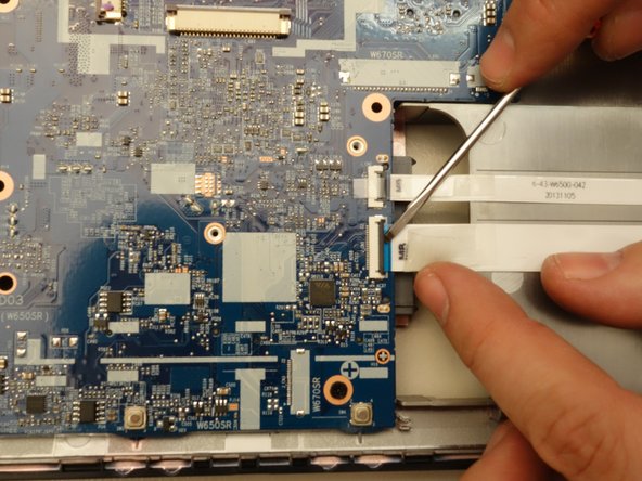 why! W650SZ Remplacement de la carte mère, Remplacer la carte mère (suite): crwdns2935265:020crwdnd2935265:03crwdnd2935265:03crwdne2935265:0