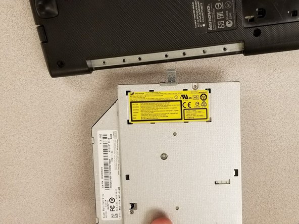 Lenovo Z70-80 Motherboard Replacement, Optical Drive: crwdns2935265:03crwdnd2935265:03crwdnd2935265:03crwdne2935265:0