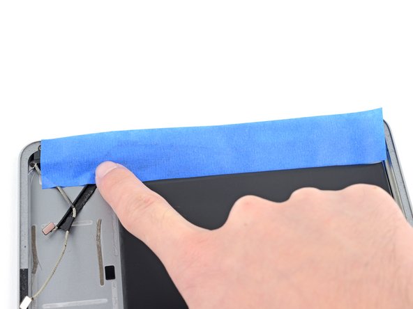 iPad Pro 9.7" Battery Replacement: step 104, image 2 of 3