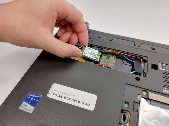Lenovo ThinkPad W540 Wi-Fi Card Replacement: crwdns2935265:04crwdnd2935265:02crwdnd2935265:02crwdne2935265:0