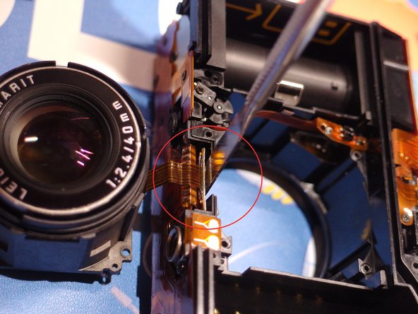 Leica Minilux E02 fix, Lens Flex Cable FPC replacement: adım 8, 3 resimden 2.