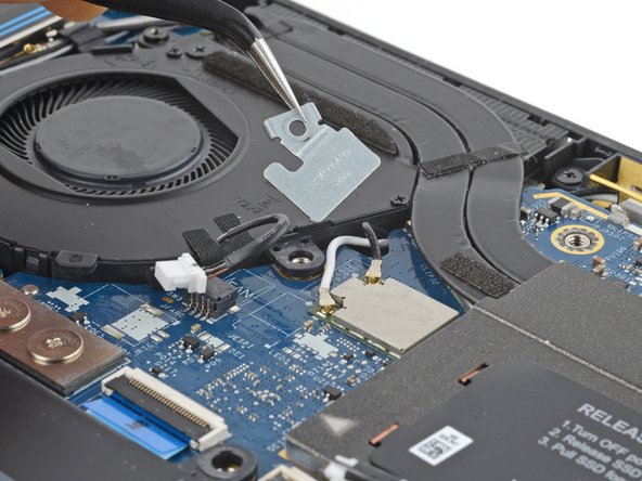 Dell Latitude 7410 Fan Replacement, Remove the WLAN cable bracket: crwdns2935265:011crwdnd2935265:03crwdnd2935265:03crwdne2935265:0