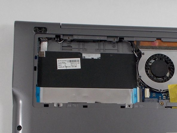 Samsung NP540U3C-A02UB Hinge Replacement: crwdns2935265:06crwdnd2935265:02crwdnd2935265:02crwdne2935265:0