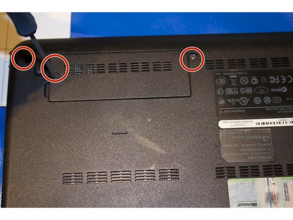 Dell Inspiron Mini 1012 Hard Drive Replacement: crwdns2935265:07crwdnd2935265:03crwdnd2935265:03crwdne2935265:0