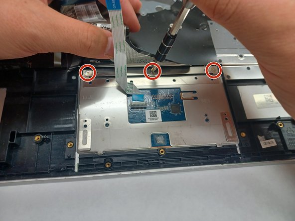 HP Pavilion 15-cc561st Keyboard Assembly Replacement: crwdns2935265:029crwdnd2935265:02crwdnd2935265:03crwdne2935265:0