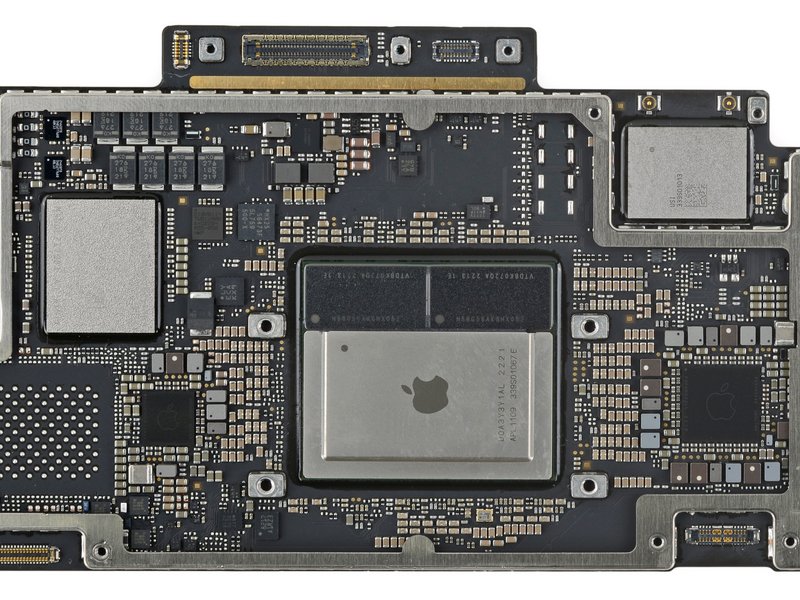 MacBook Air M2チップ Macbook Air (M2 2022) Logic Board and Chip Identification