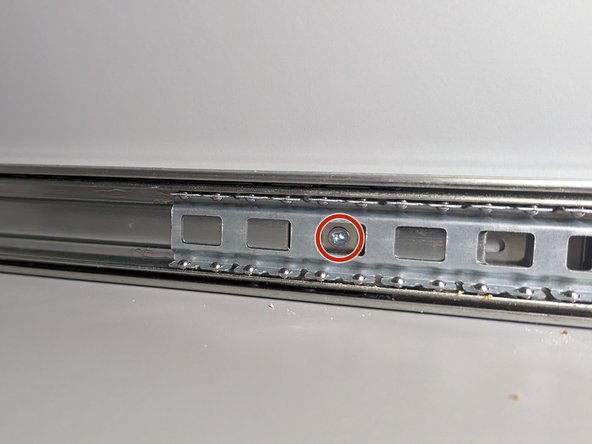 How to install Soft Close Richelieu Drawer slides: step 4, image 2 of 3