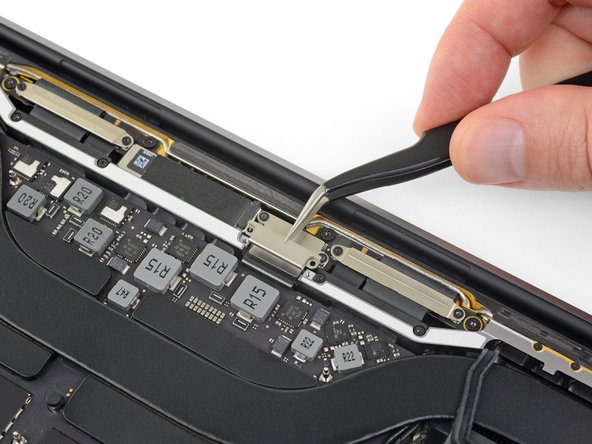 MacBook Pro 15" Touch Bar 2019 Battery Replacement: crwdns2935265:024crwdnd2935265:02crwdnd2935265:02crwdne2935265:0