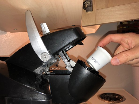 How to Fit Your Keurig Elite Under Low Cabinets: crwdns2935265:06crwdnd2935265:03crwdnd2935265:03crwdne2935265:0