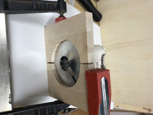 Miele S828 Vacuum cleaner Disassembly, Remove fan blade: crwdns2935265:010crwdnd2935265:02crwdnd2935265:03crwdne2935265:0