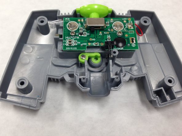Air Hog Smash Bots Controller Motherboard Replacement, Controller Motherboard: crwdns2935265:06crwdnd2935265:02crwdnd2935265:02crwdne2935265:0