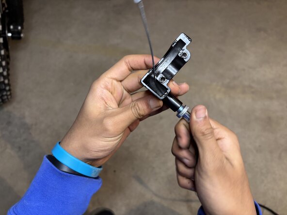 Coleman CT200U-AB Mini Bike Throttle Assembly Replacement, Throttle assembly Part 2: crwdns2935265:07crwdnd2935265:02crwdnd2935265:03crwdne2935265:0