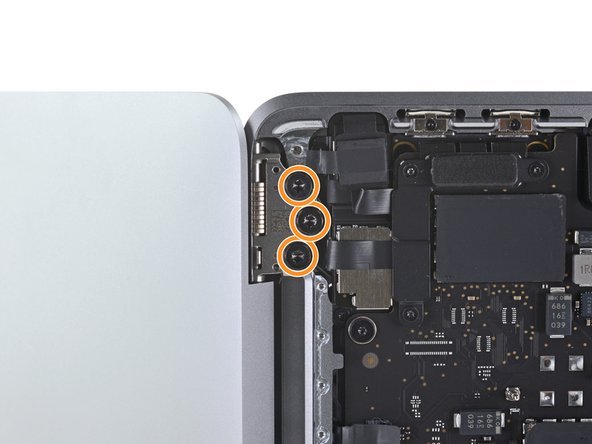 MacBook Pro 13" Two Thunderbolt Ports Late 2020 Display Assembly Replacement: crwdns2935265:031crwdnd2935265:03crwdnd2935265:03crwdne2935265:0