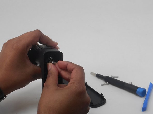 Philips HD9252 Latch Button Replacement: crwdns2935265:06crwdnd2935265:02crwdnd2935265:02crwdne2935265:0