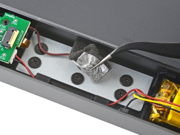 Logitech Craft Battery Replacement, Remove the rest of the foam: crwdns2935265:011crwdnd2935265:02crwdnd2935265:02crwdne2935265:0