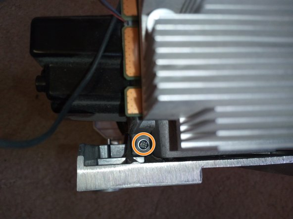 Smart UF75 DLP Projector Disassembly, Separate the front lens section: crwdns2935265:017crwdnd2935265:02crwdnd2935265:03crwdne2935265:0