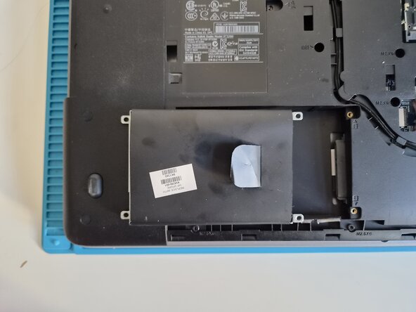HP ProBook 470 G0 thermal paste Replacement, DVD drive and hard disk removal: step 2, image 3 of 3