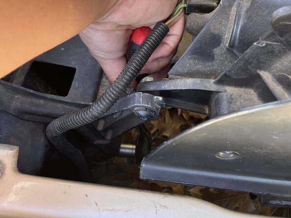 1986 Pontiac Fiero Headlight Motor Gear Replacement, Headlight Motor Gear and Spacers: crwdns2935265:01crwdnd2935265:02crwdnd2935265:03crwdne2935265:0