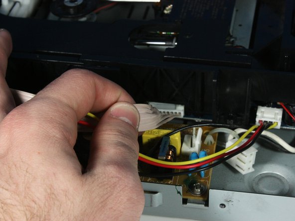 CyberHome CH-DVD 300 Disc Tray Replacement: crwdns2935265:07crwdnd2935265:02crwdnd2935265:02crwdne2935265:0