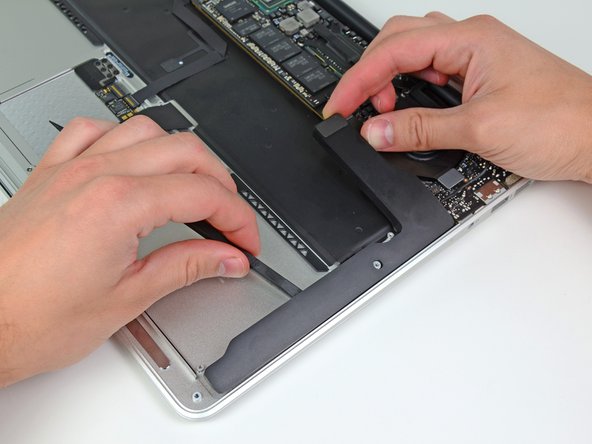 MacBook Air 13" Mid 2012 Microphone Replacement: crwdns2935265:08crwdnd2935265:02crwdnd2935265:03crwdne2935265:0