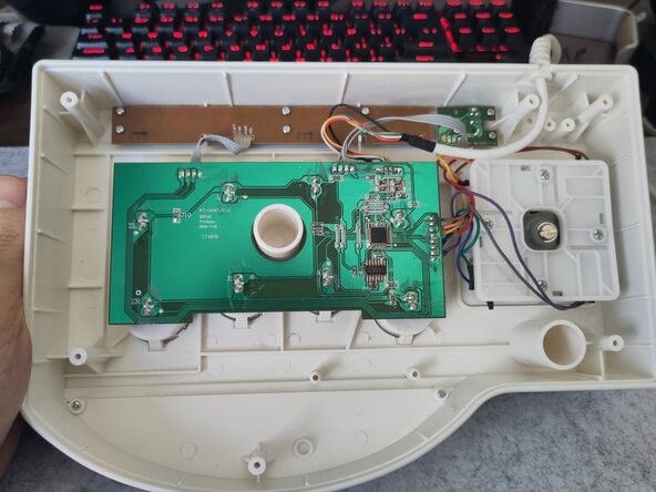 Intec Combat Arcade Stick for Nintendo Wii Teardown, Remove outer case: crwdns2935265:01crwdnd2935265:03crwdnd2935265:03crwdne2935265:0