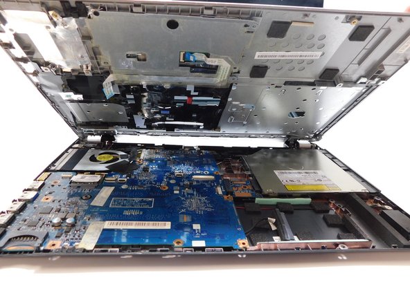 ACER Aspire V5-571P-6609 Fan Cleaning: stap 0, afbeelding 3 van 3