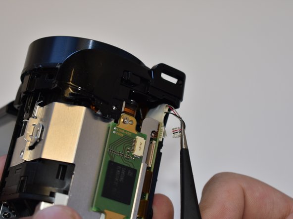 Canon Vixia HF R62 Display Panel Replacement: crwdns2935265:012crwdnd2935265:02crwdnd2935265:02crwdne2935265:0