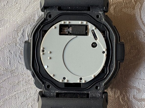 Casio G-Shock GD-350 Battery Replacement: crwdns2935265:03crwdnd2935265:01crwdnd2935265:03crwdne2935265:0