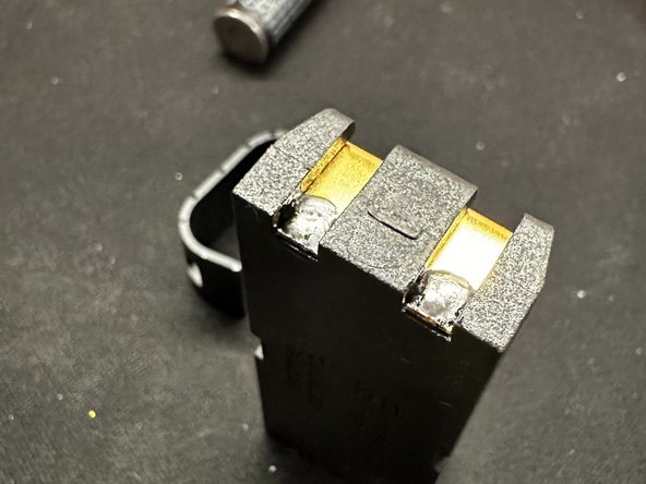 Teenage Engineering PO-33 Battery compartment Replacement, Prepare battery holder: step 2, image 3 of 3