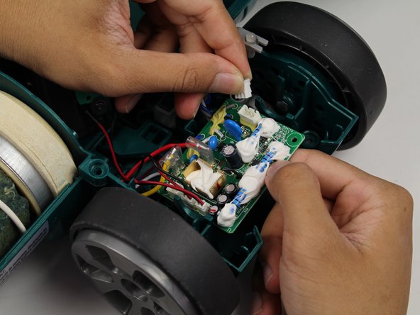 Shark Rocket Powerhead AH401 Motherboard Replacement: crwdns2935265:011crwdnd2935265:03crwdnd2935265:03crwdne2935265:0