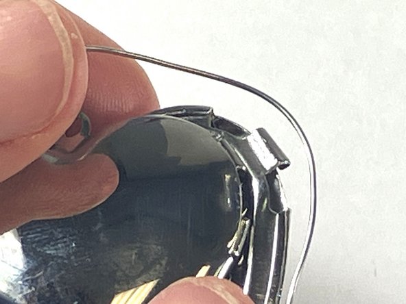 How to Repair a Locket Hinge: crwdns2935265:03crwdnd2935265:02crwdnd2935265:02crwdne2935265:0